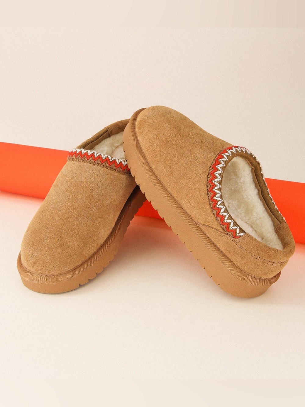 CUSHIONARE Keto Cozy Slipper Mule Chestnut Suede Tribal Native Pattern Shearling
